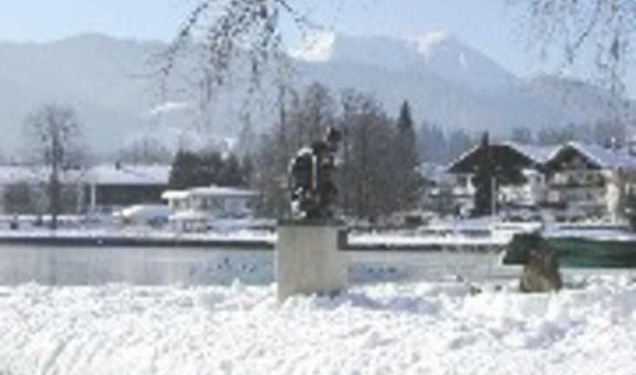https://images.bs.ds-srv.net/objekt2_pics/obj_full_33325_001.jpg, © im-web.de/ Tourist-Information Bad Wiessee