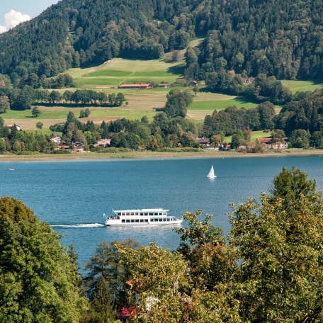 Gästehaus Unterreiterhof in Bad Wiessee - mit Traumblick über das Tegernseer Tal, © GERLIND SCHIELE PHOTOGRAPHY TEGERNSEE