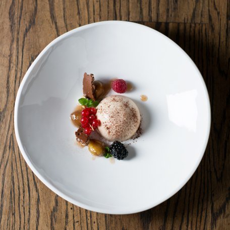 201911_7g9a4071_il-barcaiolo_weisses-nougat-parfait_joerg-lehmann