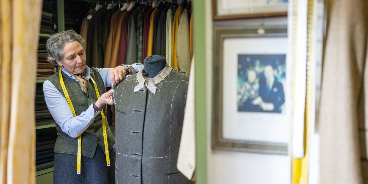 Ma&szlig;schneiderei Winkler - Elisabeth an der B&uuml;ste