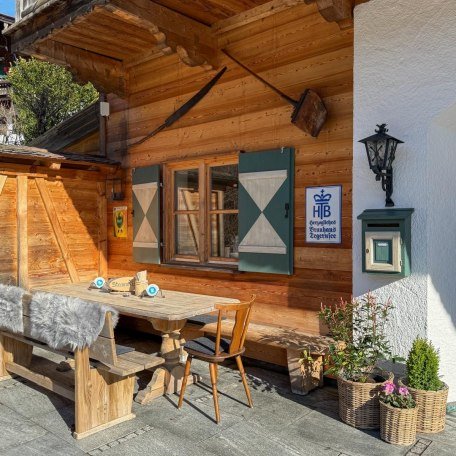 Aussenbereich Stammtisch, &copy; Sebastian Hiederer