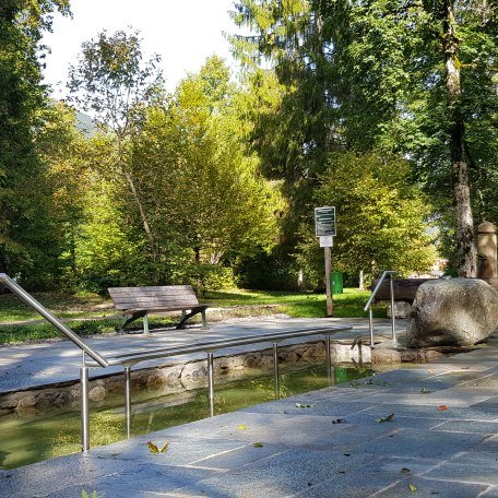 Kneipptretbecken Bergsteigerdorf Kreuth, &copy; Kimpfbeck Andreas