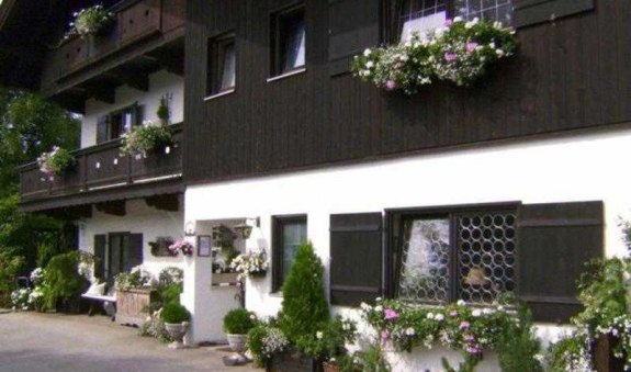 https://d1pgrp37iul3tg.cloudfront.net/objekt_pics/obj_full_32072_001.jpg, © im-web.de/ Tourist-Information Rottach-Egern https://d1pgrp37iul3tg.cloudfront.net/objekt_pics/obj_full_32072_001.jpg, © im-web.de/ Tourist-Information Rottach-Egern