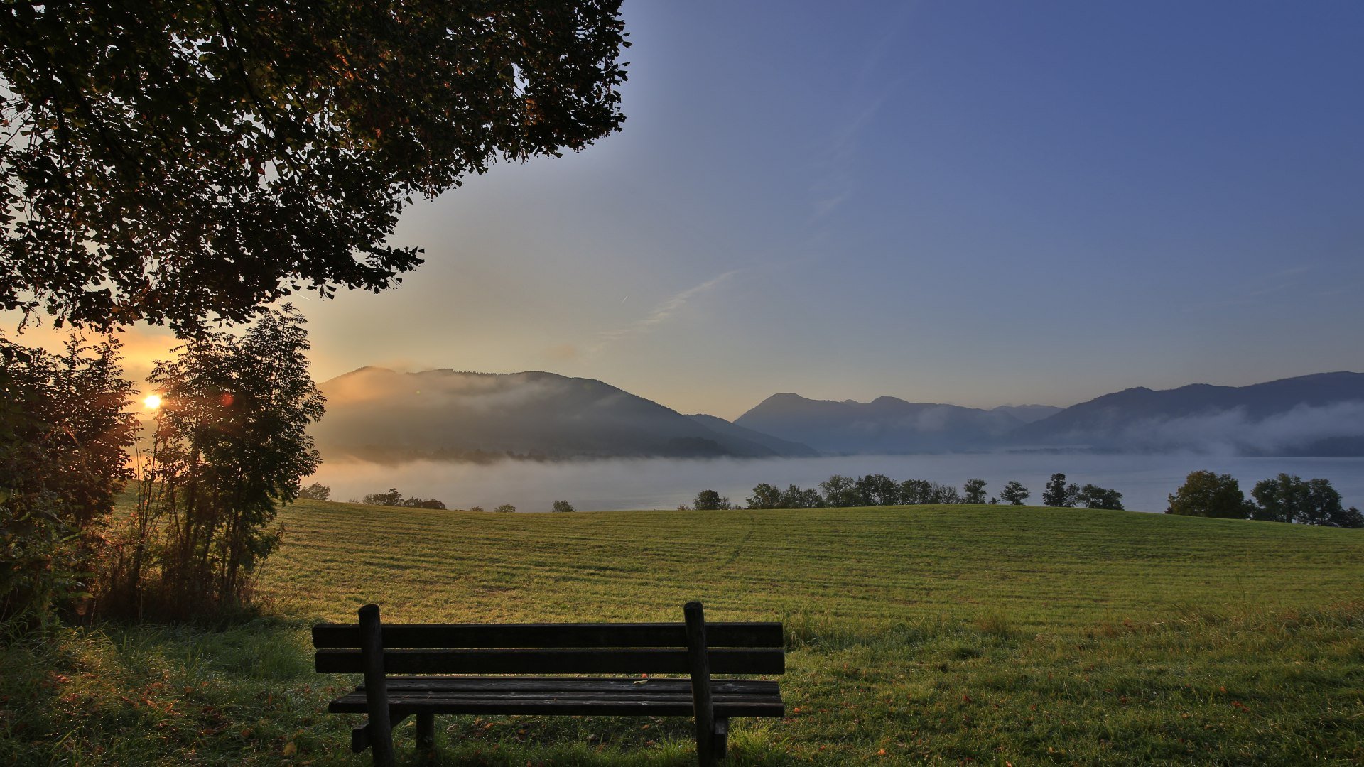 Landschaft im Herbst am Tegernsee, © Egbert Krupp