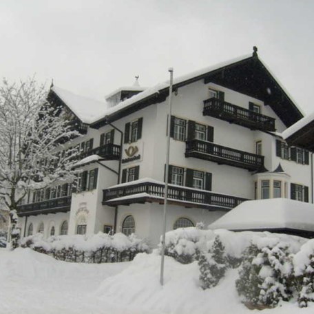 Hotel im Winter, © im-web.de/ Tourist-Information Kreuth