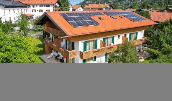 Gästehaus Maier zum Bitscher Gartenansicht, © im-web.de/ Tourist-Information Rottach-Egern Gästehaus Maier zum Bitscher Gartenansicht, © im-web.de/ Tourist-Information Rottach-Egern