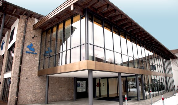 Au&szlig;enansicht Seeforum Rottach-Egern