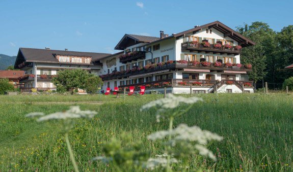 Außenansicht, © im-web.de/ Tourist-Information Bad Wiessee