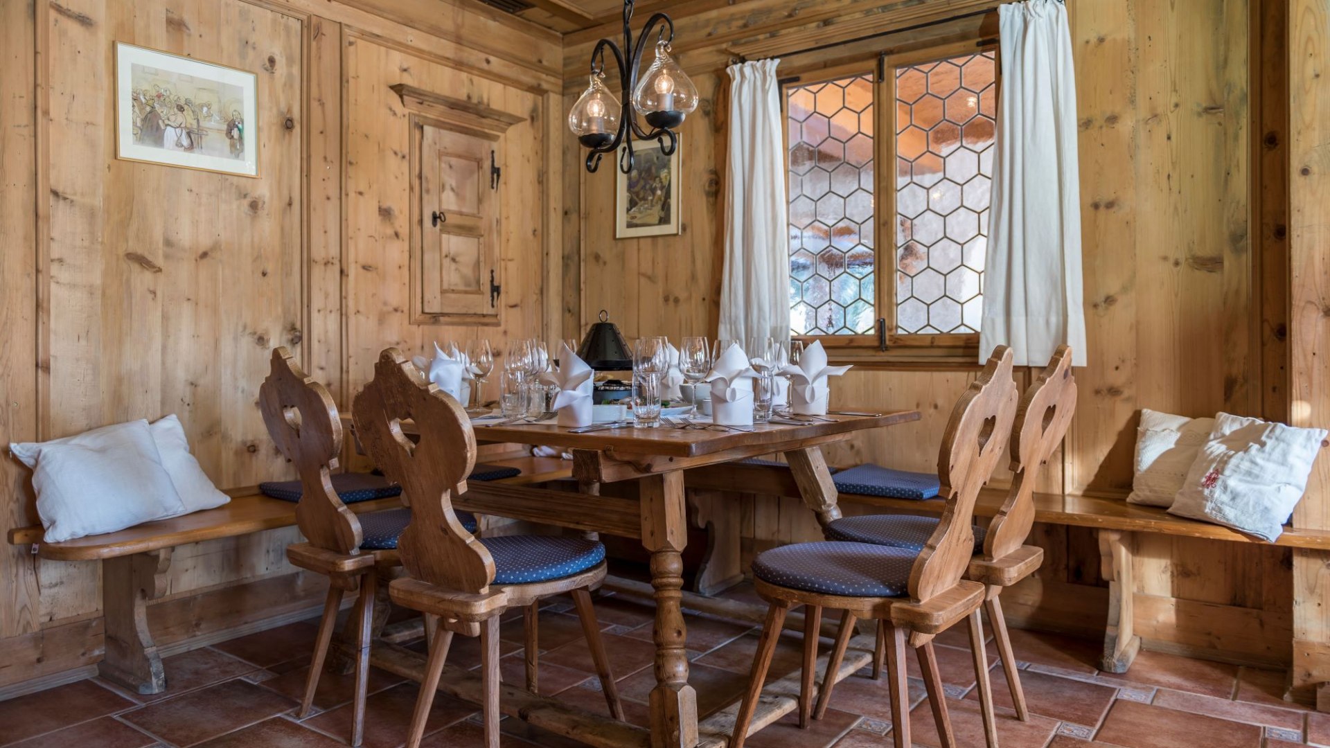 Eingedeckt, &copy; Der Terrassenhof