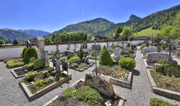 Kirchenfriedhof Kreuth, &copy; DER TEGERNSEE