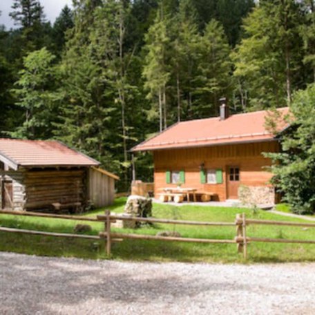Exklusives Ferienhaus am Tegernsee: Das Almhaus Webermohof, © im-web.de/ Tourist-Information Rottach-Egern