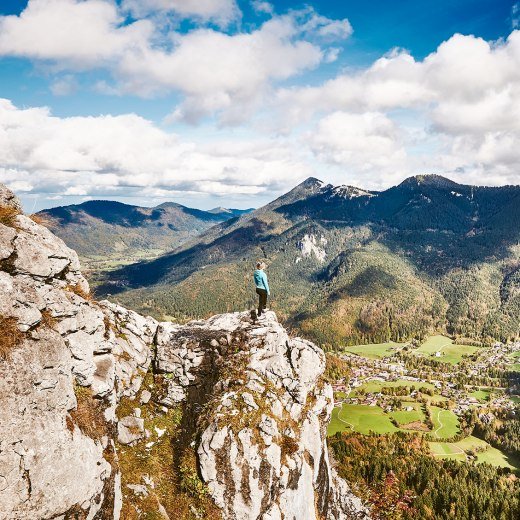 Ausblick auf Kreuth vom Leonhardstein, &copy; Urs Golling