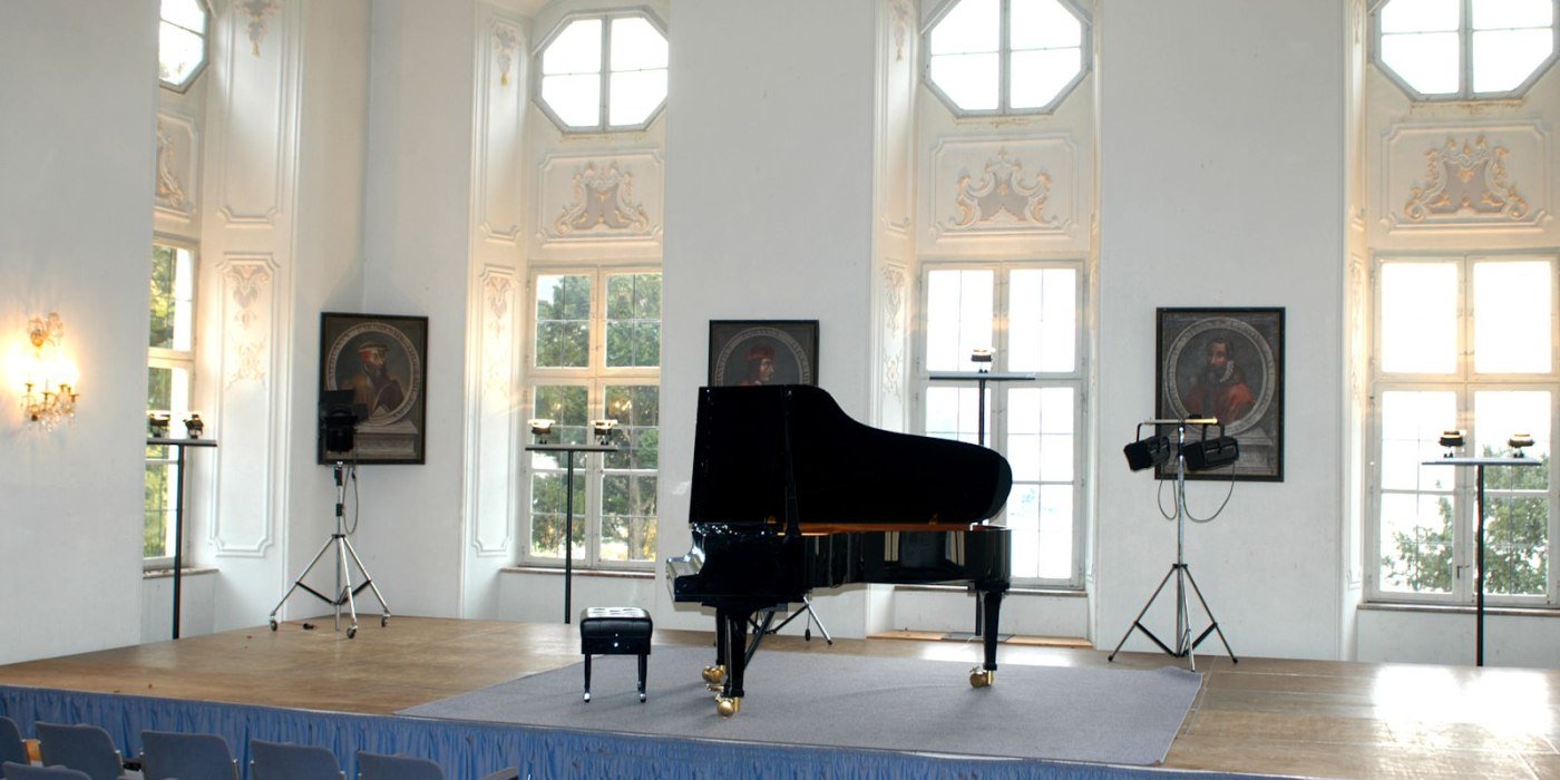 Bühne_Klavier Bühne_Klavier