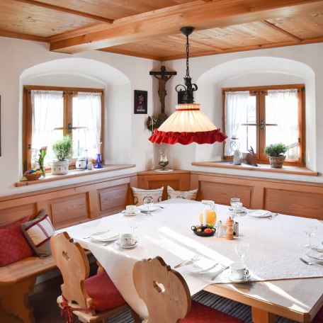 Gem&uuml;tlich fr&uuml;hst&uuml;cken in unserer original Bauernstube, &copy; im-web.de/ Tourist-Information Bad Wiessee
