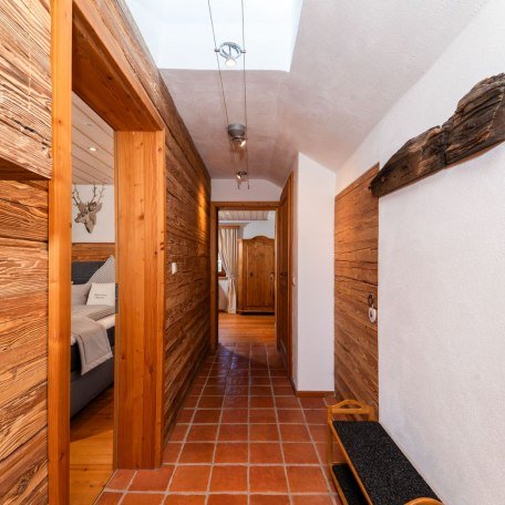 Flur mit Blick ins Esszimmer, © im-web.de/ Tourist-Information Bad Wiessee