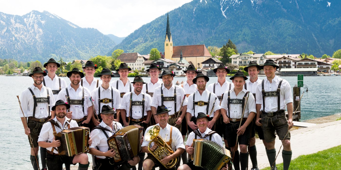 Rottacher Goaßlschnalzer, © Goaßlschnalzer_Gruppenbild_Florian Maier