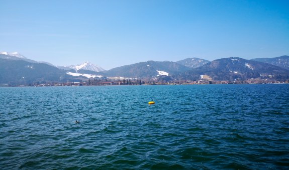Tauchen Sie in einem der sch&ouml;nsten Seen der bayerischen Voralpen - dem Tegernsee, &copy; DER_TEGERNSEE