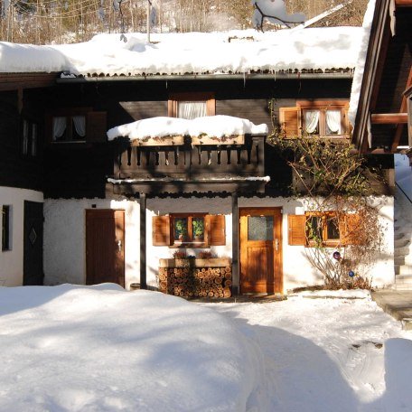 Ferienwohnung Südansicht Balkon Winter 2019, © im-web.de/ Tourist Information Tegernsee