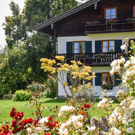 Ferienwohnungen am Biohof, &copy; im-web.de/ Tourist-Information Gmund am Tegernsee