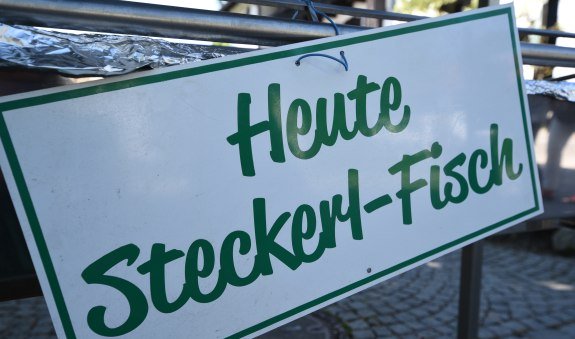 weinbauer_steckerlfisch_bw_1 weinbauer_steckerlfisch_bw_1