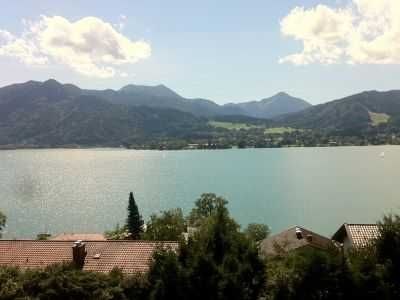 Blick vom Balkon über den Tegernsee, © im-web.de/ Tourist Information Tegernsee