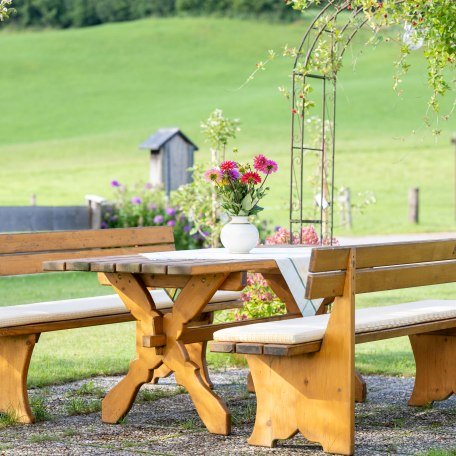 Gem&uuml;tliche Sitzbank, &copy; Kleinbuch