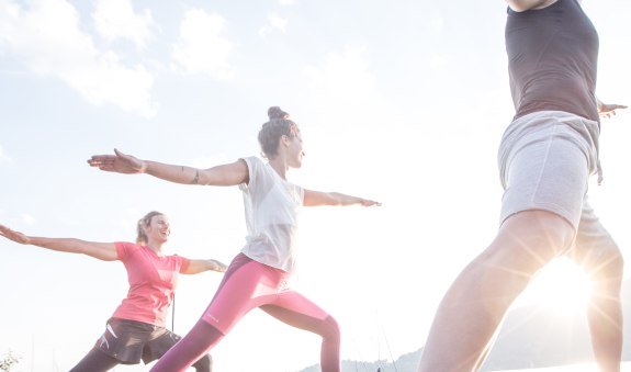NK_KeyVisual_Bergluft Yoga © Hansi Heckmair_0011, © DER TEGERNSEE