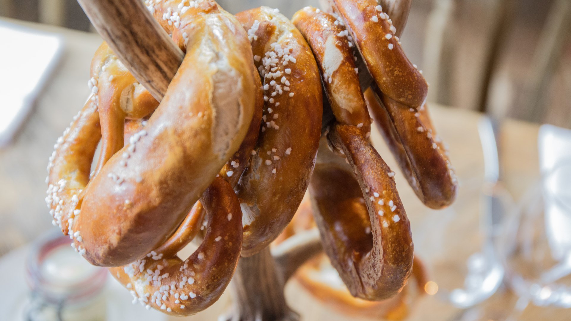 Brezel, © Der Tegernsee, Foto: Christoph Schempershofe Brezel, © Der Tegernsee, Foto: Christoph Schempershofe