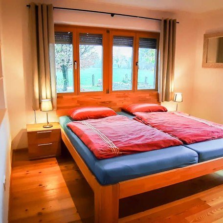 Schlafzimmer-Doppelbett, &copy; im-web.de/ Tourist-Information Gmund am Tegernsee