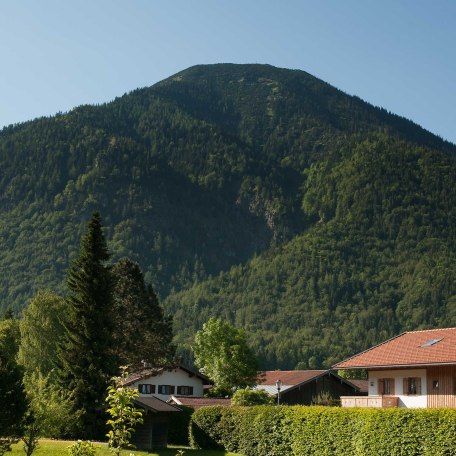 Gästehaus Höpfl in ruhiger und sonniger Lage am Fusse des Wallbergs, © GERLIND SCHIELE PHOTOGRAPHY TEGERNSEE