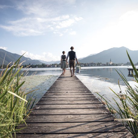 Steg am Wasser, © Der Tegernsee, Hansi Heckmair