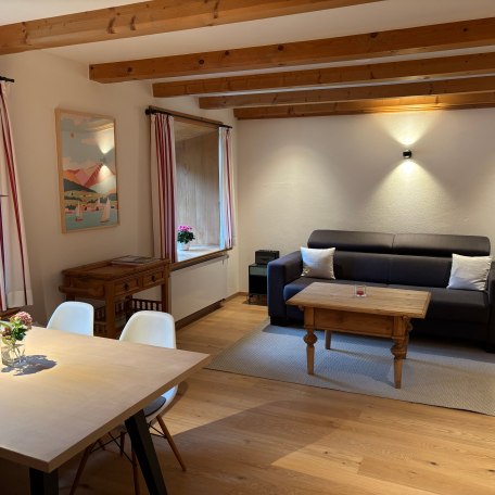 Wohnzimmer mit Essecke, © im-web.de/ Tourist-Information Rottach-Egern