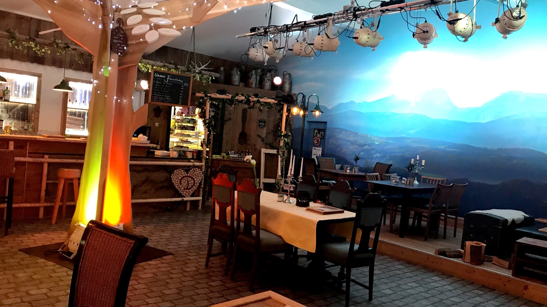 duernbecker3, © Dürnbecker, Kaffee, Kleinkunst & Spezereien, Foto: Doreen Dietel duernbecker3, © Dürnbecker, Kaffee, Kleinkunst & Spezereien, Foto: Doreen Dietel