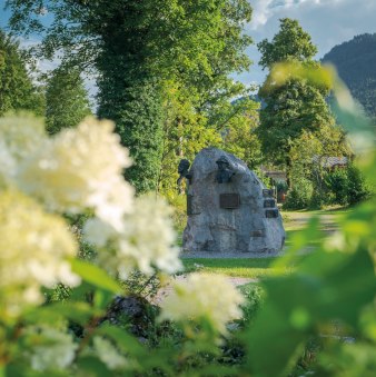 Künstlerstein in Kreuth, © Der Tegernsee, Dietmar Denger