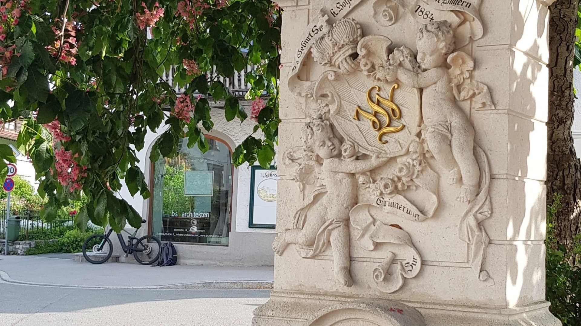 ludwigsbrunnen-am-steinmetzplatz-tegernsee ludwigsbrunnen-am-steinmetzplatz-tegernsee