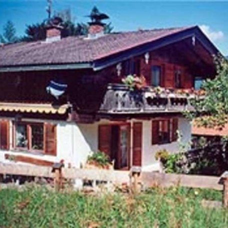 https://d1pgrp37iul3tg.cloudfront.net/objekt_pics/obj_full_32155_001.jpg, © im-web.de/ Tourist-Information Rottach-Egern