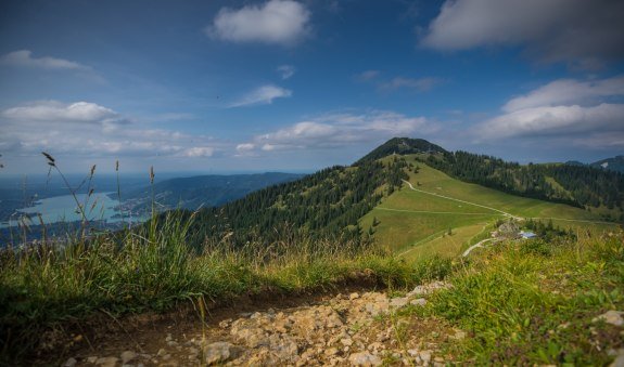 Setzberg mit Blick zum Tegernsee, &copy; Der Tegernsee