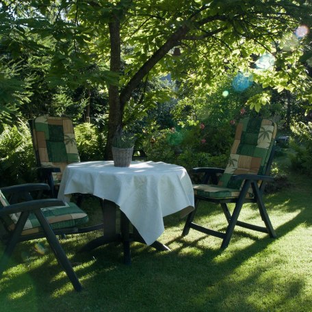 Hotel garni Haus Kiefer in Bad Wiessee am Tegernsee, &copy; GERLIND SCHIELE PHOTOGRAPHY TEGERNSEE