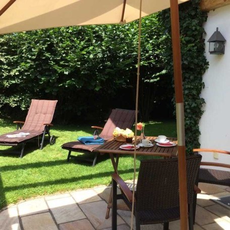 überdachte Terrasse/Garten, © im-web.de/ Tourist-Information Bad Wiessee