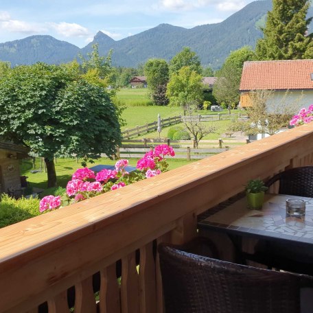 Ausblick vom Balkon der Ferienwohnung am Wallberg, Rottach-Egern am Tegernsee, © R. Wolf