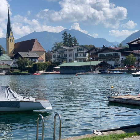 https://images.bs.ds-srv.net/objekt_pics/obj_full_45001_007.jpg, © im-web.de/ Tourist-Information Rottach-Egern