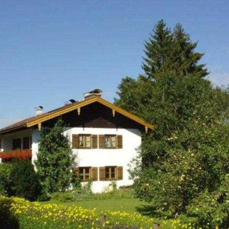 https://d1pgrp37iul3tg.cloudfront.net/objekt_pics/obj_full_32136_004.jpg, &copy; im-web.de/ Tourist-Information Rottach-Egern