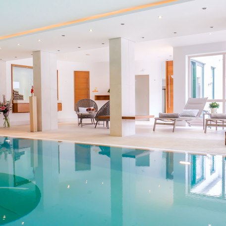 schwimmabad-quadrat, &copy; Landhaus am Stein