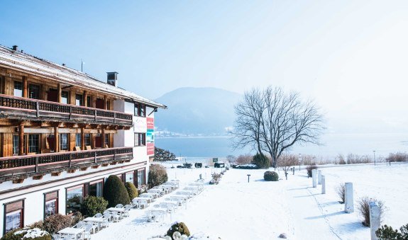 Ausblick in die Umgebung, Uferpromenade Bad Wiessee, Hotel Terrassenhof, © im-web.de/ Tourist-Information Bad Wiessee Ausblick in die Umgebung, Uferpromenade Bad Wiessee, Hotel Terrassenhof, © im-web.de/ Tourist-Information Bad Wiessee