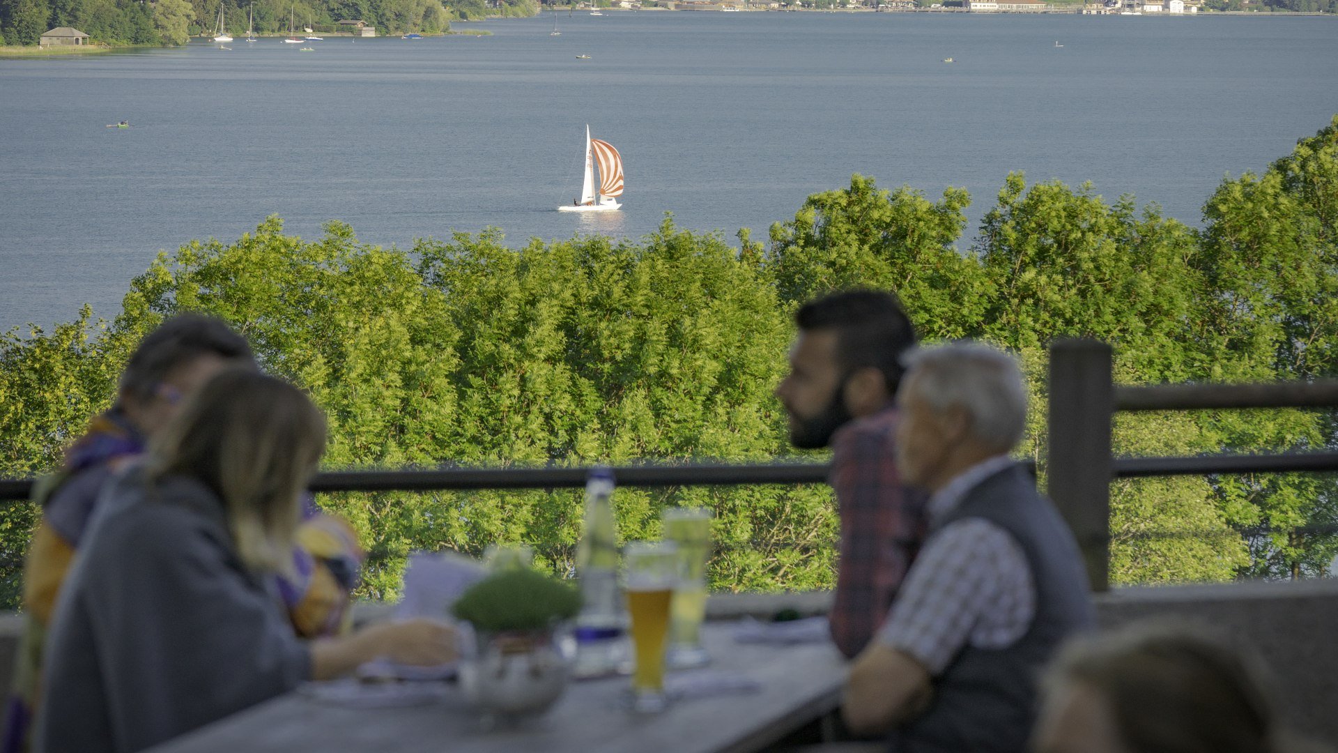 The view from the beer garden on Gut Kaltenbrunn towards Tegernsee and Wallberg., © Der Tegernsee, Dietmar Denger