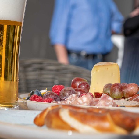 Brotzeit, © im-web.de/ Tourist-Information Bad Wiessee