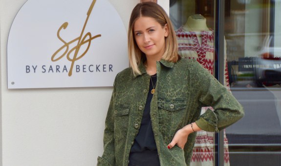 by-sara-becker, &copy; BY SARA BECKER