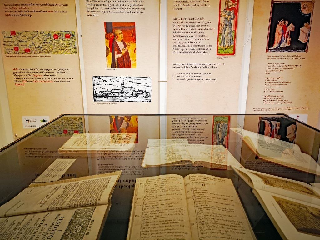 Literaturschätze aus der Klosterbibliothek, © Der Tegernsee, Ines Wagner