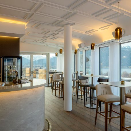 38_ak_mucat_ni-bar-lakeside, © Caro & Selig, Tegernsee, Autograph Collection 38_ak_mucat_ni-bar-lakeside, © Caro & Selig, Tegernsee, Autograph Collection