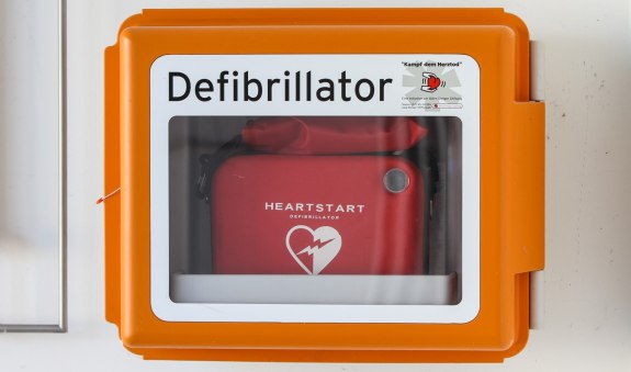 defibrilator_thomas-mueller_2, &copy; Der Tegernsee (Thomas M&uuml;ller)
